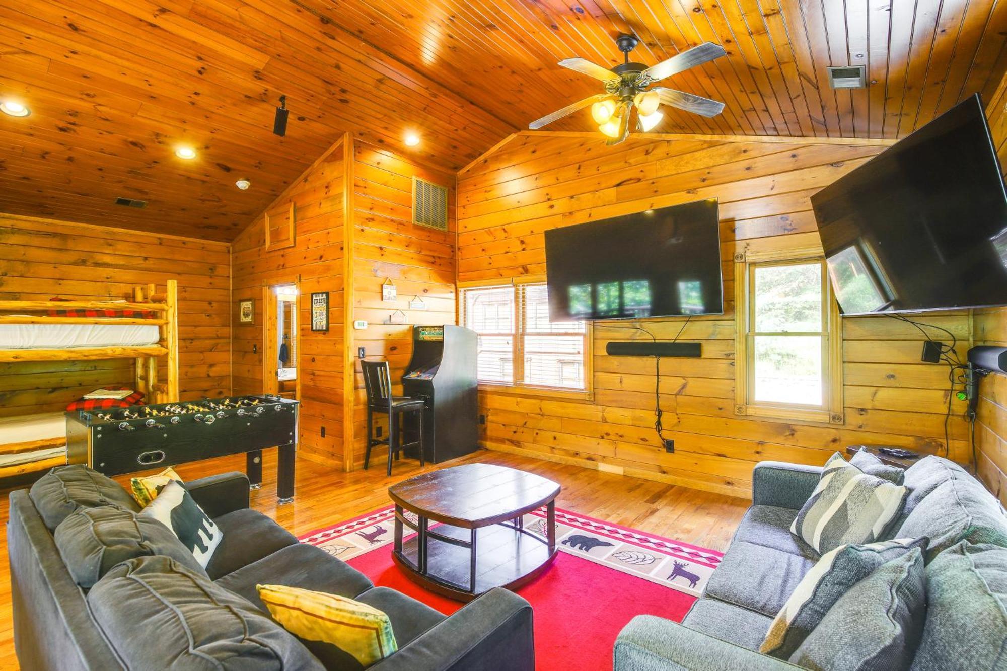 Cabin With Pool Access About 3 Mi To Downtown Gatlinburg Extérieur photo