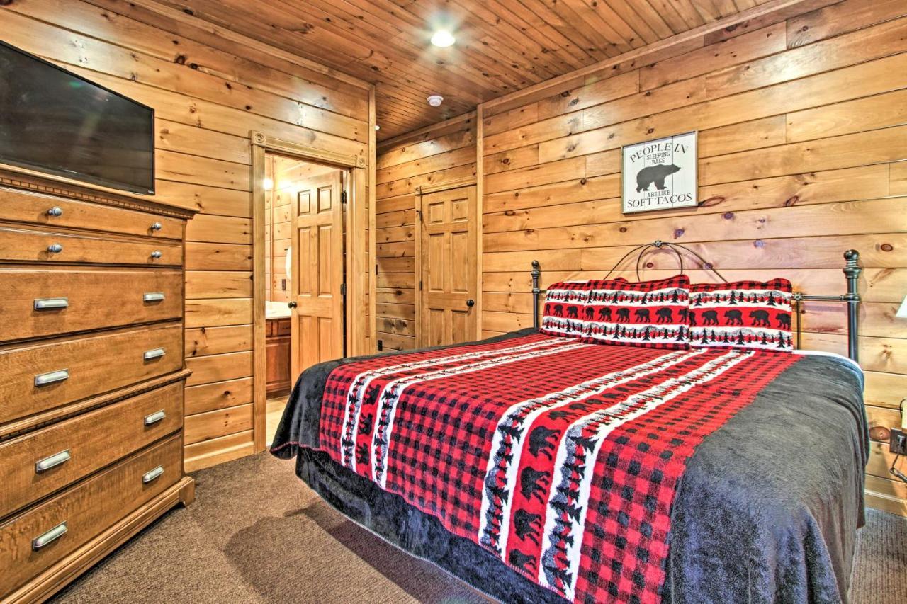 Cabin With Pool Access About 3 Mi To Downtown Gatlinburg Extérieur photo